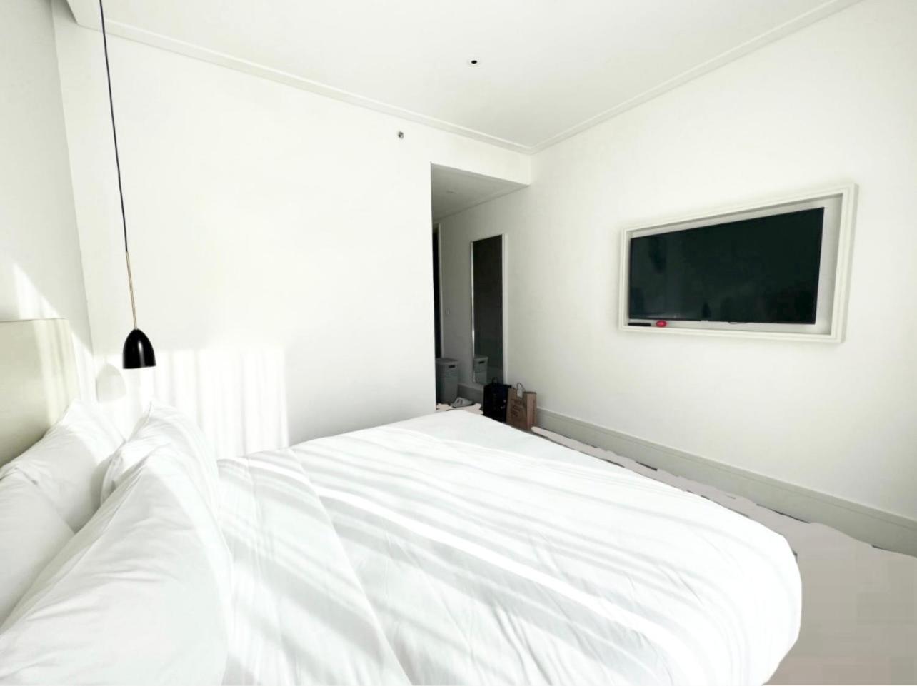 Area Lux *